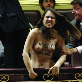 FEMEN participará en las concentraciones del 25N para denunciar la violencia de género institucional